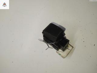 кнопка стеклоподъемника переднего правого Nissan Pixo 1 поколение 2011, 1.0 л., бензин, МКПП, серый, хетчбэк 5 дв.