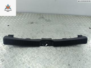 накладка двери (крышки) багажника Ford Maverick 2 поколение 2001, 2.0 л., бензин, МКПП, серый, внедорожник 5 дв., YL847840C08BC