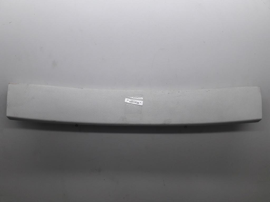 накладка двери (крышки) багажника Skoda Octavia mk1 (A4 1U) 2001, 1.9 л., дизель, МКПП, серый, универсал, 1U9867715