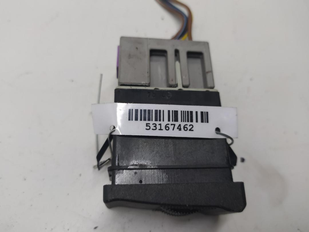 кнопка корректора фар Audi 80 B4 1994, 2.0 л., бензин, МКПП, красный, седан, 8A0941301