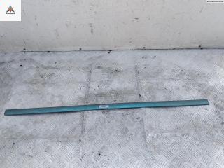 молдинг двери передней левой Audi A6 4B/C5 1998, 2.8 л., бензин, АКПП, серый, универсал, 4B0853953A