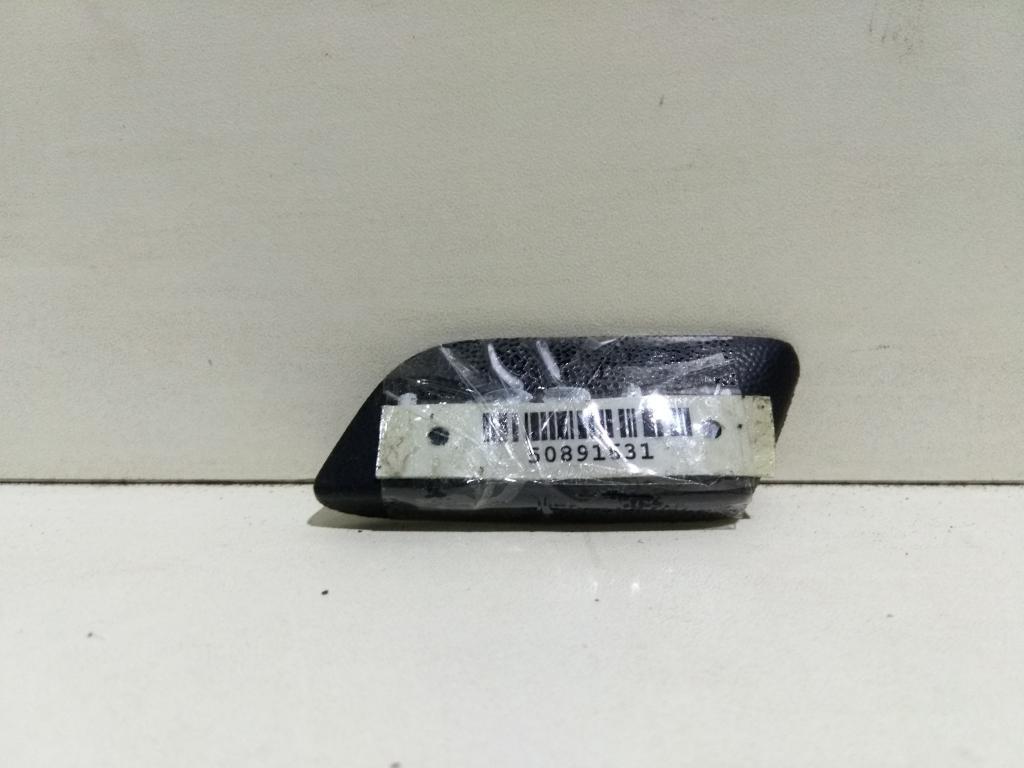 молдинг двери задней правой Audi 100 4A/C4 1993, 2.5 л., дизель, МКПП, зелёный, универсал - фото №1
