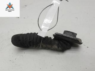 Уплотнитель крышки (двери) багажника Volkswagen Golf 3 поколение 1996, 1.8 л., бензин, МКПП, красный, хетчбэк 3 дв., 1H6971840