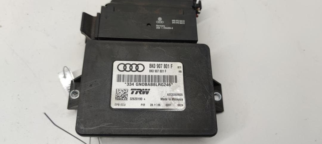 блок управления ручником Audi A4 B8/8K 2008, 2.0 л., дизель, АКПП, белый, универсал, 8R0035223E - фото №1