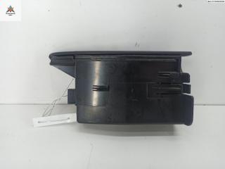 пепельница Audi 100 4A/C4 1993, 2.8 л., бензин, МКПП, зелёный, универсал, 4A0857406