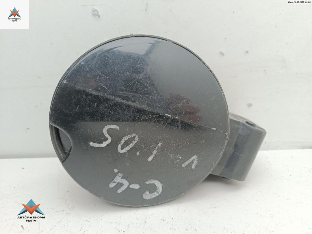 лючок топливного бака Citroen C4 1 поколение 2006, 1.4 л., бензин, МКПП, чёрный, хетчбэк 3 дв., 00001517C0 - фото №1