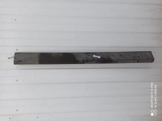 молдинг двери передней правой Volkswagen Passat B3 1993, 2.0 л., бензин, МКПП, зелёный, универсал, 357853516