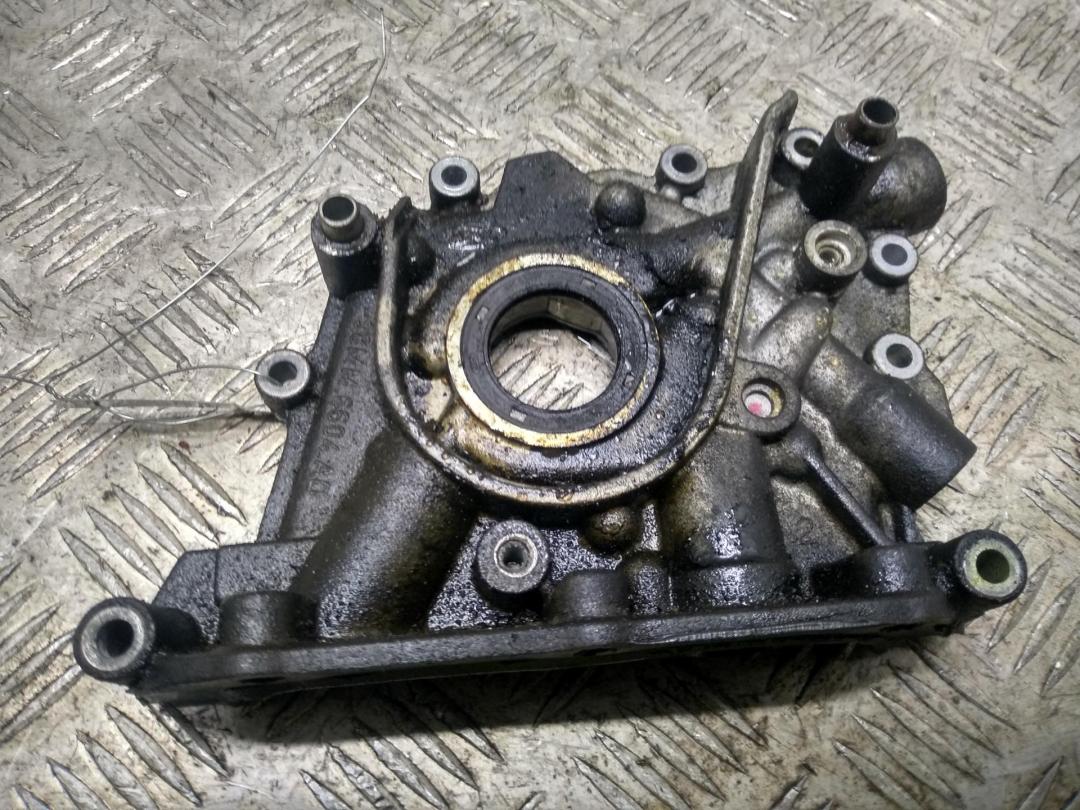 насос масляный Ford Focus I 2002, 1.6 л., i, бензин, МКПП, чёрный, универсал, 98MM6604AD