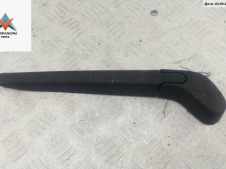 Щеткодержатель (поводок стеклоочистителя) задний Ford Focus 2 поколение [рестайлинг] 2007, 1.8 л., дизель, МКПП, серый, хетчбэк 3 дв., 1434059, 4M51-A17406-AA