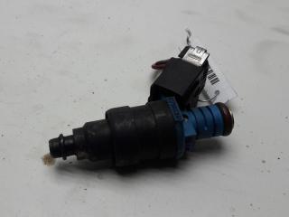 форсунка Volkswagen Golf 3 поколение 1997, 1.8 л., бензин, МКПП, зелёный, хетчбэк 5 дв., 037906031AD