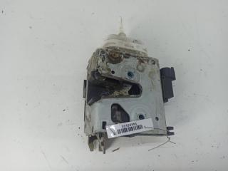 замок двери передней правой Audi A4 B5 1997, 1.8 л., бензин, АКПП, синий, универсал, 8D1837016E