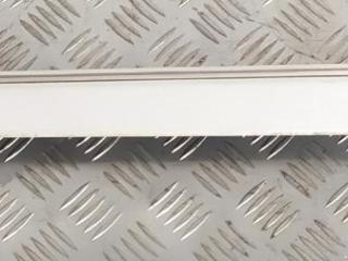 молдинг двери передней левой Mercedes-Benz CLK-Класс C209/A209 2003, 2.7 л., дизель, АКПП, белый, купе, 2096901182