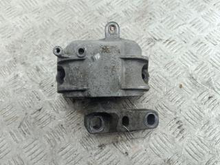 подушка крепления двигателя Volkswagen Touran 1 поколение 2005, 2.0 л., дизель, МКПП, белый, минивэн