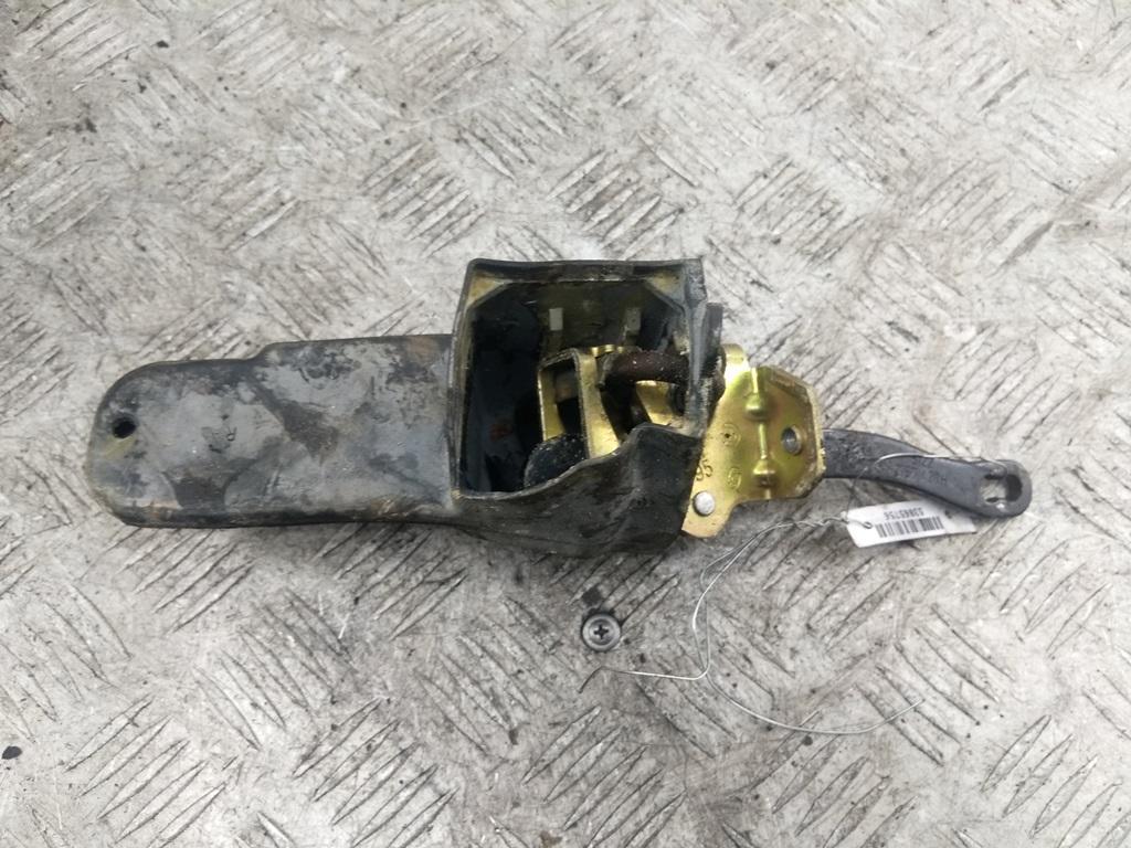 Ограничитель открывания двери задней BMW 7 E38 1995, седан, 51228160428
