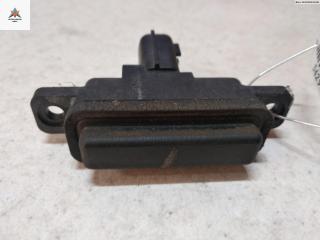 кнопка открытия багажника Nissan 350Z Z33 2004, 3.5 л., бензин, МКПП, жёлтый, кабриолет