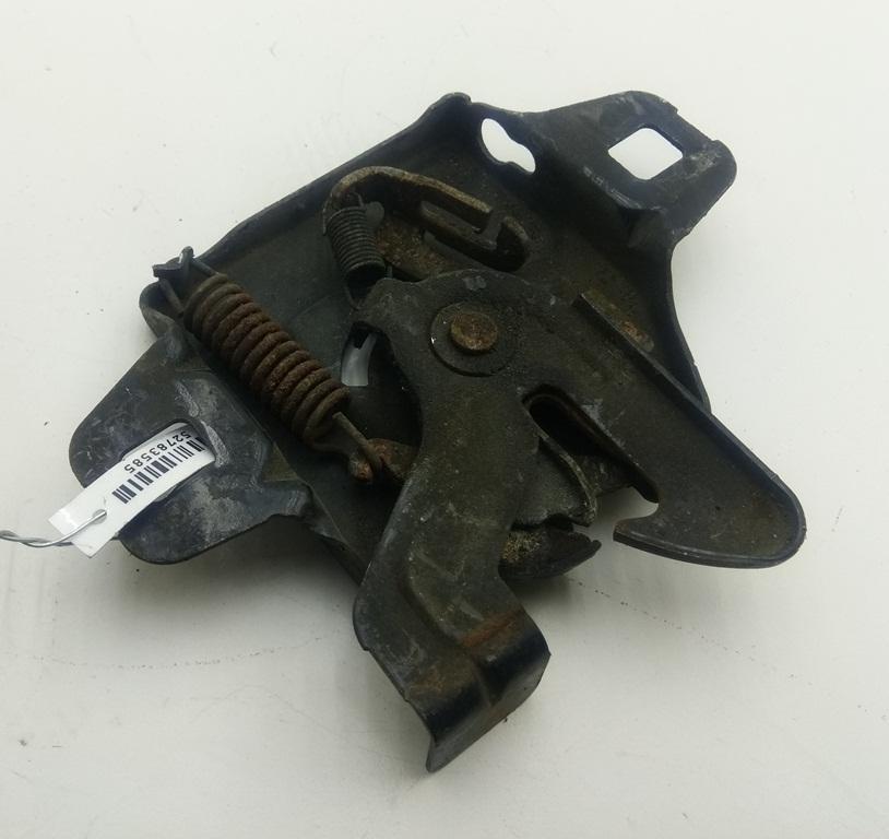 замок капота Jeep Grand Cherokee 2002, 2.7 л., дизель, АКПП, чёрный, внедорожник 5 дв.