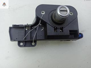 кнопка открытия багажника Opel Corsa C 2002, 1.0 л., бензин, МКПП, синий, хетчбэк 3 дв., 90534783