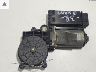 моторчик стеклоподъемника задний правый Citroen Xantia 1 поколение [рестайлинг] 1999, 2.0 л., дизель, МКПП, синий, универсал, 0130821748