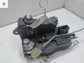 замок двери передней левой Opel Signum C [рестайлинг] 2006, 1.9 л., дизель, МКПП, синий, хетчбэк 5 дв., 13210767