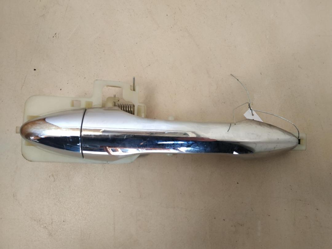 ручка наружная задняя левая Hyundai ix35 2012, 1.7 л., дизель, МКПП, чёрный, внедорожник 5 дв.
