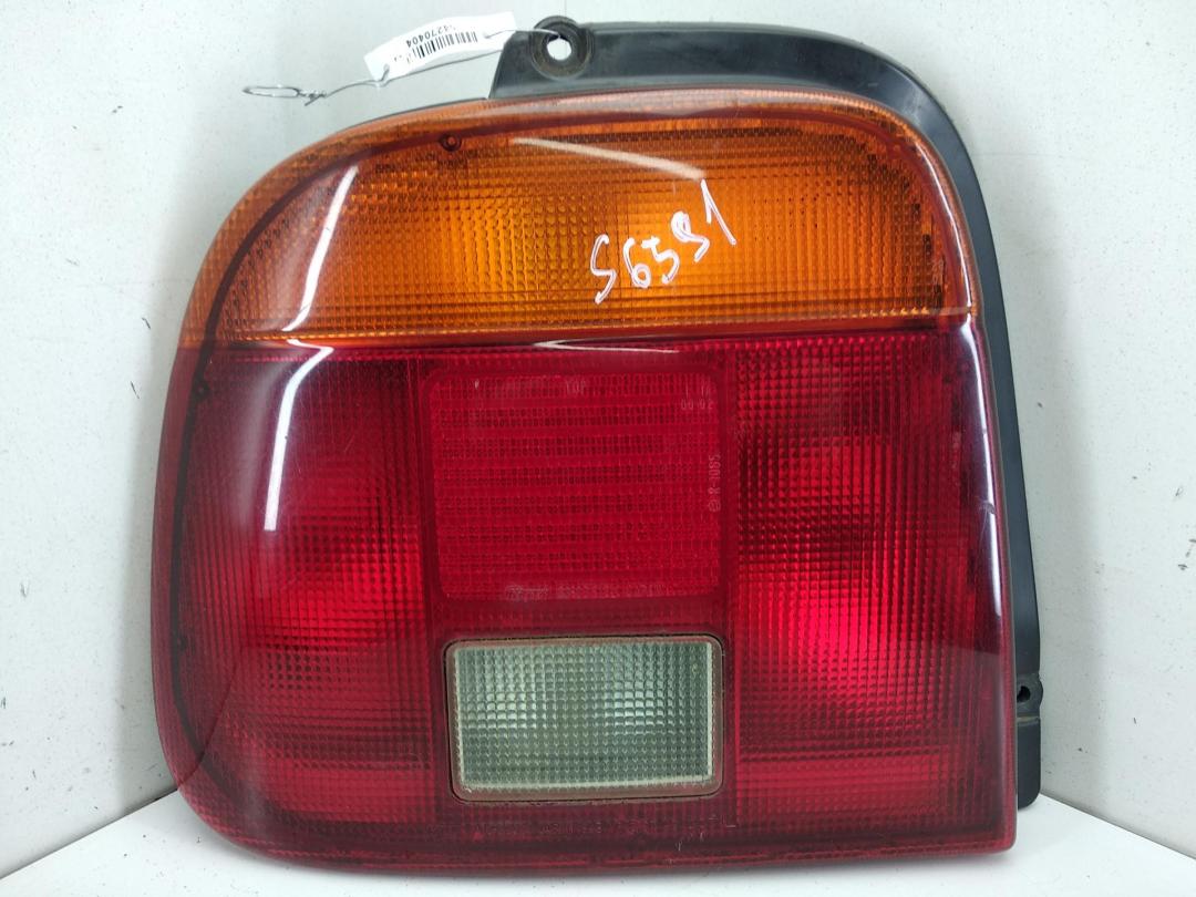 фонарь задний левый Suzuki Baleno 1998, 1.3 л., бензин, МКПП, серый, седан, 3308612