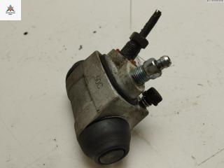 цилиндр тормозной рабочий Hyundai H-1 Starex [рестайлинг] 2006, 2.5 л., дизель, МКПП, белый, минивэн, 2X50C