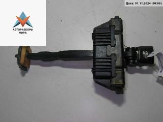 Ограничитель открывания двери задней BMW 5 серия E60/E61 2005, универсал