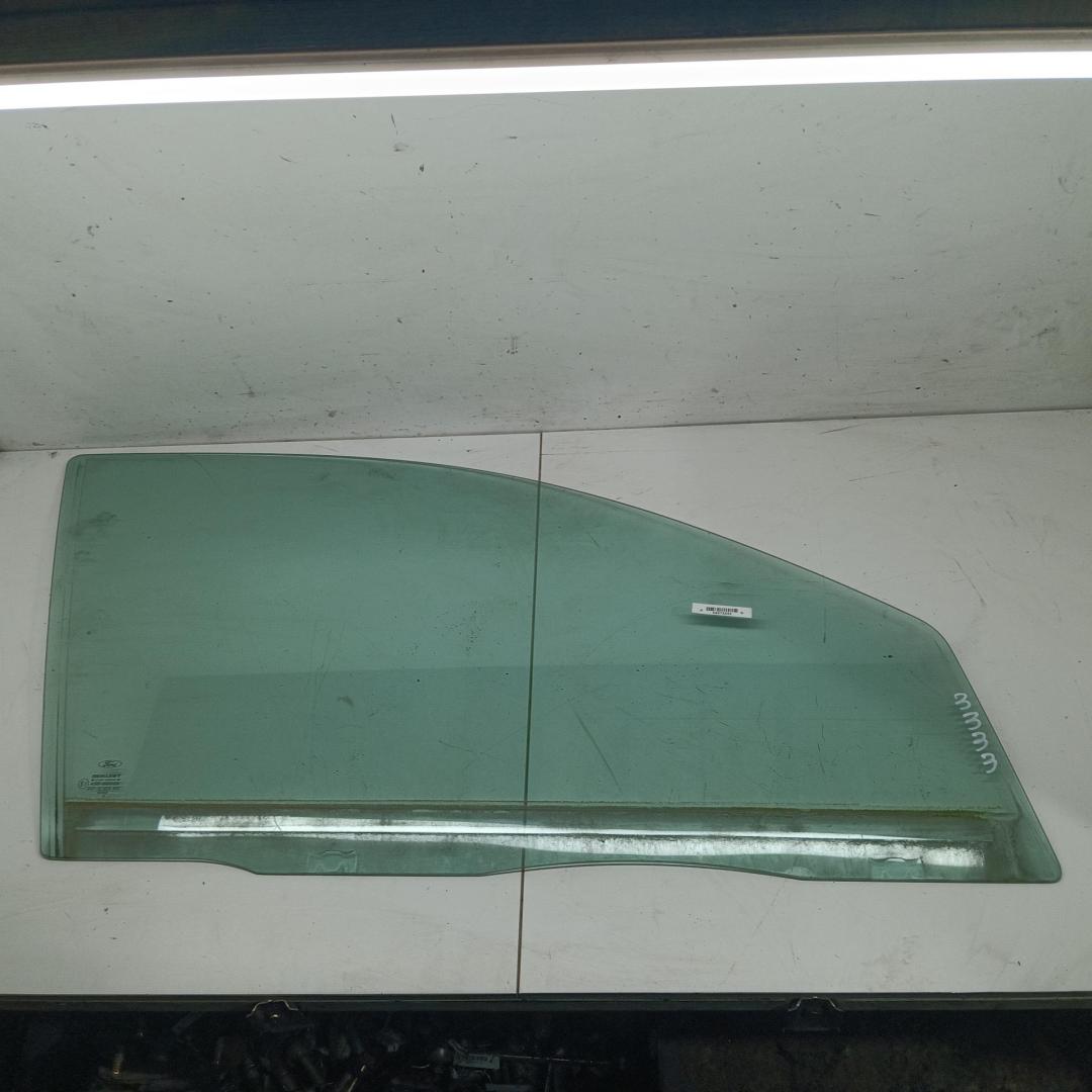 стекло двери передней правой Ford Mondeo III 2005, 1.8 л., бензин, МКПП, синий, универсал, AS2