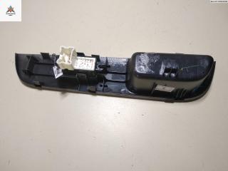 кнопка стеклоподъемника заднего левого Nissan Tiida C11 [рестайлинг] 2007, 1.6 л., бензин, МКПП, синий, хетчбэк 5 дв.