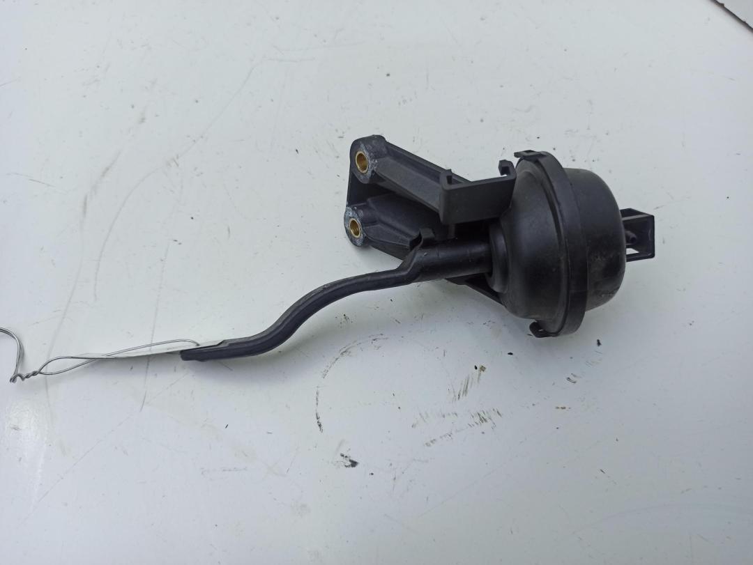 клапан вакуумного управления Opel Astra H 2004, 1.7 л., дизель, МКПП, серый, универсал, 040921 - фото №1