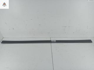 молдинг двери передней правой Audi A6 4B/C5 1999, 1.8 л., бензин, МКПП, серый, седан