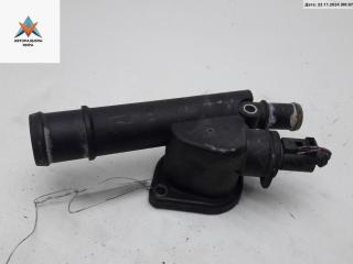 фланец (тройник) системы охлаждения Volkswagen Passat B6 2007, 2.0 л., дизель, МКПП, зелёный, универсал, 038121132G