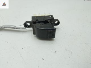 кнопка стеклоподъемника заднего левого Mazda 6 GG 2003, 2.0 л., бензин, МКПП, серый, универсал