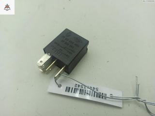 реле (прочие) Renault Scenic 1 поколение [рестайлинг] 2003, 1.4 л., бензин, МКПП, зелёный, минивэн, 7700414484