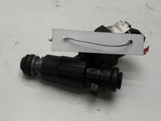 форсунка Volkswagen Golf-3 1996, 1.4 л., бензин, МКПП, красный, хетчбэк 3 дв., 030906031E