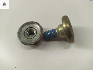 Болт крепления BMW 3 серия E36 1995, 1.8 л., бензин, МКПП, красный, седан, 51121946168.3