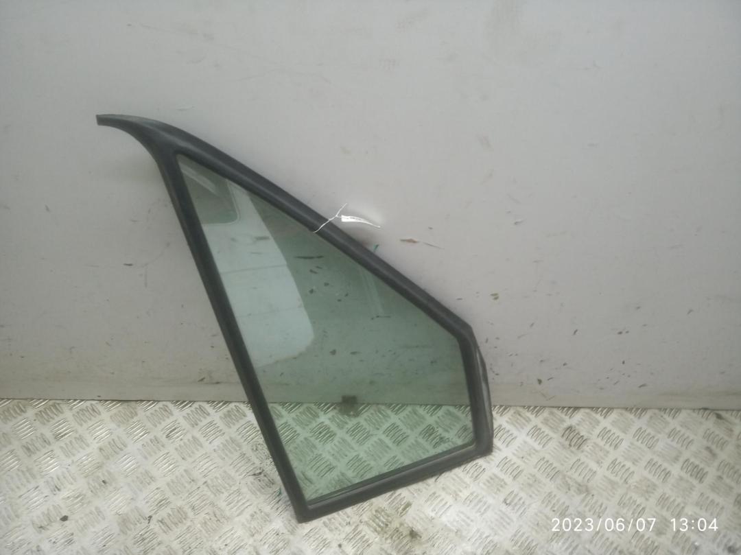 форточка передняя правая Volkswagen LT 2005, 2.5 л., дизель, МКПП, белый, микроавтобус, 43R001025