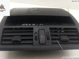 консоль салона (центральная часть) Mazda 6 GH [рестайлинг] 2009, 2.2 л., дизель, МКПП, серый, хетчбэк 5 дв., GS1D664H0A