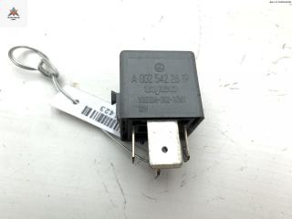 реле (прочие) Mercedes-Benz M-Class ML W163 2002, 2.7 л., дизель, МКПП, синий, внедорожник 5 дв., 0025422619