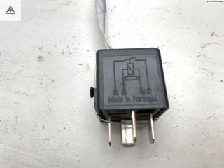 реле (прочие) Mercedes-Benz A-Класс W169 2005, 1.5 л., бензин, МКПП, красный, хетчбэк 3 дв., 0025421319.1