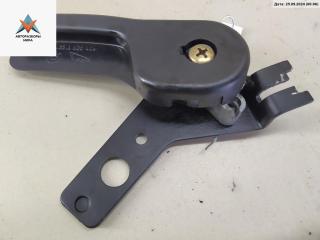 ручка открывания капота BMW 7 серия E32 1989, 3.0 л., бензин, МКПП, чёрный, седан, 1928469