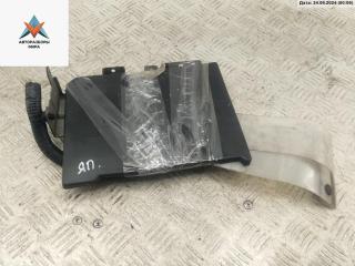 полка аккумулятора Nissan Tiida C11 [рестайлинг] 2007, 1.6 л., бензин, МКПП, синий, хетчбэк 5 дв.