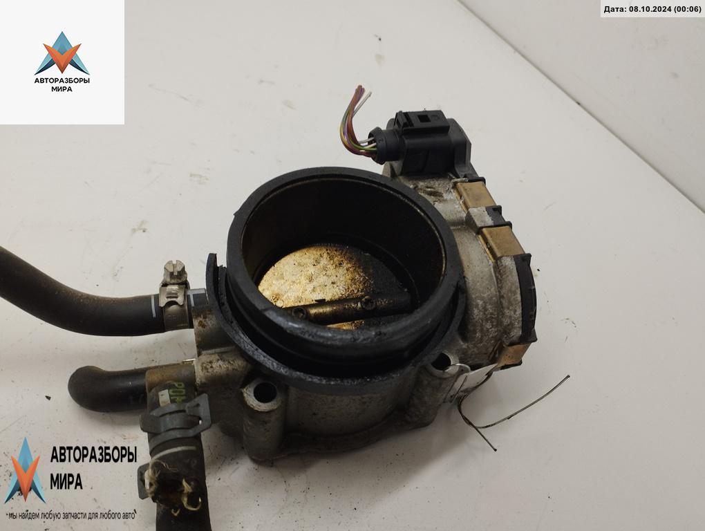 заслонка дроссельная Audi A6 4B/C5 1999, 2.4 л., бензин, АКПП, серый, универсал, 078133062B - фото №1