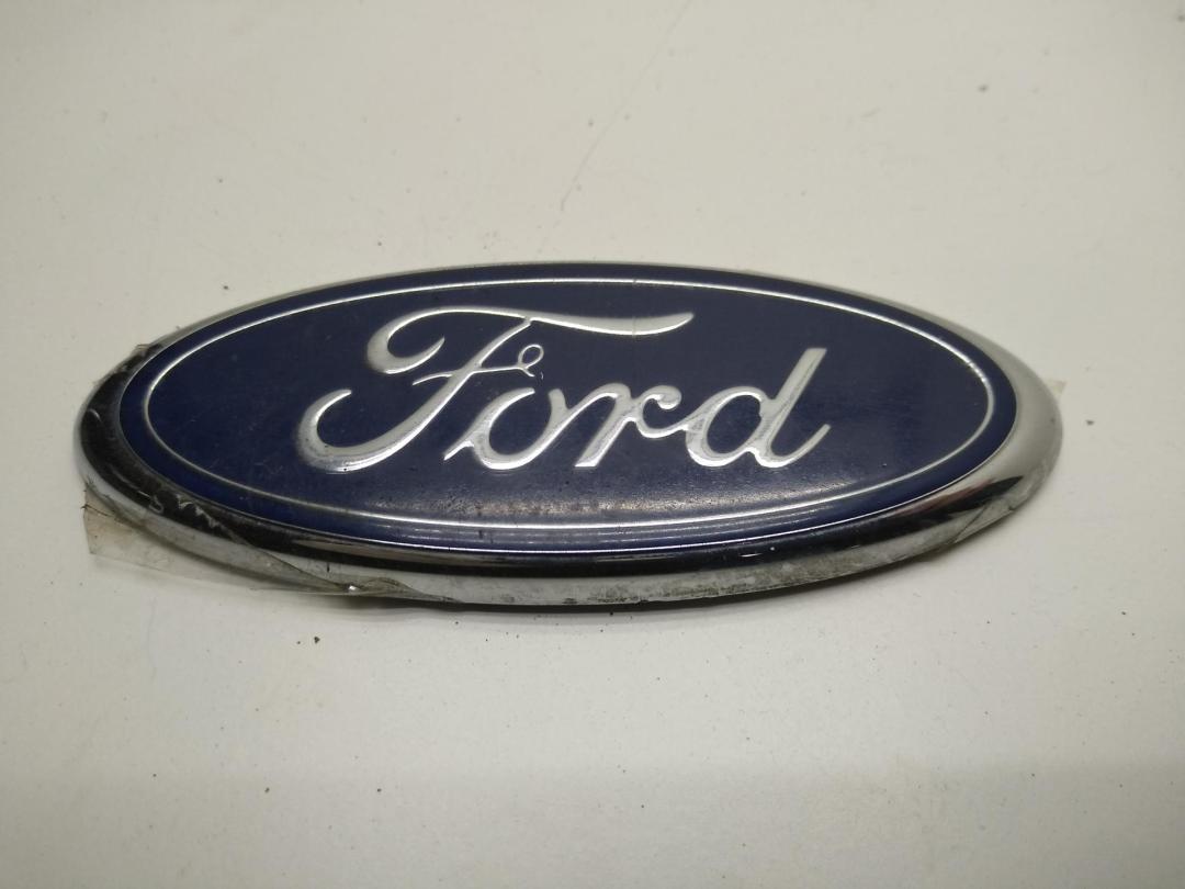эмблема Ford Maverick 2005, 2.3 л., бензин, МКПП, чёрный, внедорожник 5 дв.