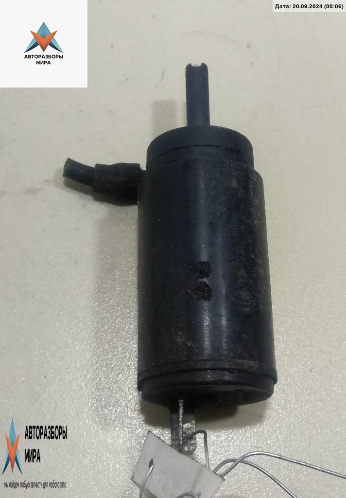 насос (моторчик) омывателя стекла Volkswagen Transporter T4 1991, синий, микроавтобус - фото №1