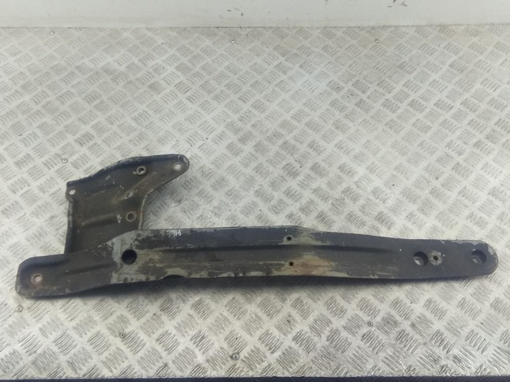 подрамник передний Mitsubishi Sigma 1996, 3.0 л., бензин, МКПП, синий, универсал