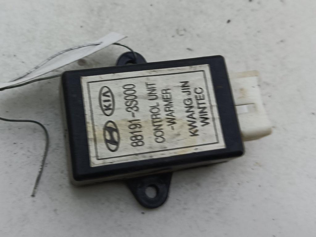 блок управления (другие) Hyundai Sonata YF 2010, 2.0 л., бензин, МКПП, чёрный, седан, 881913S000