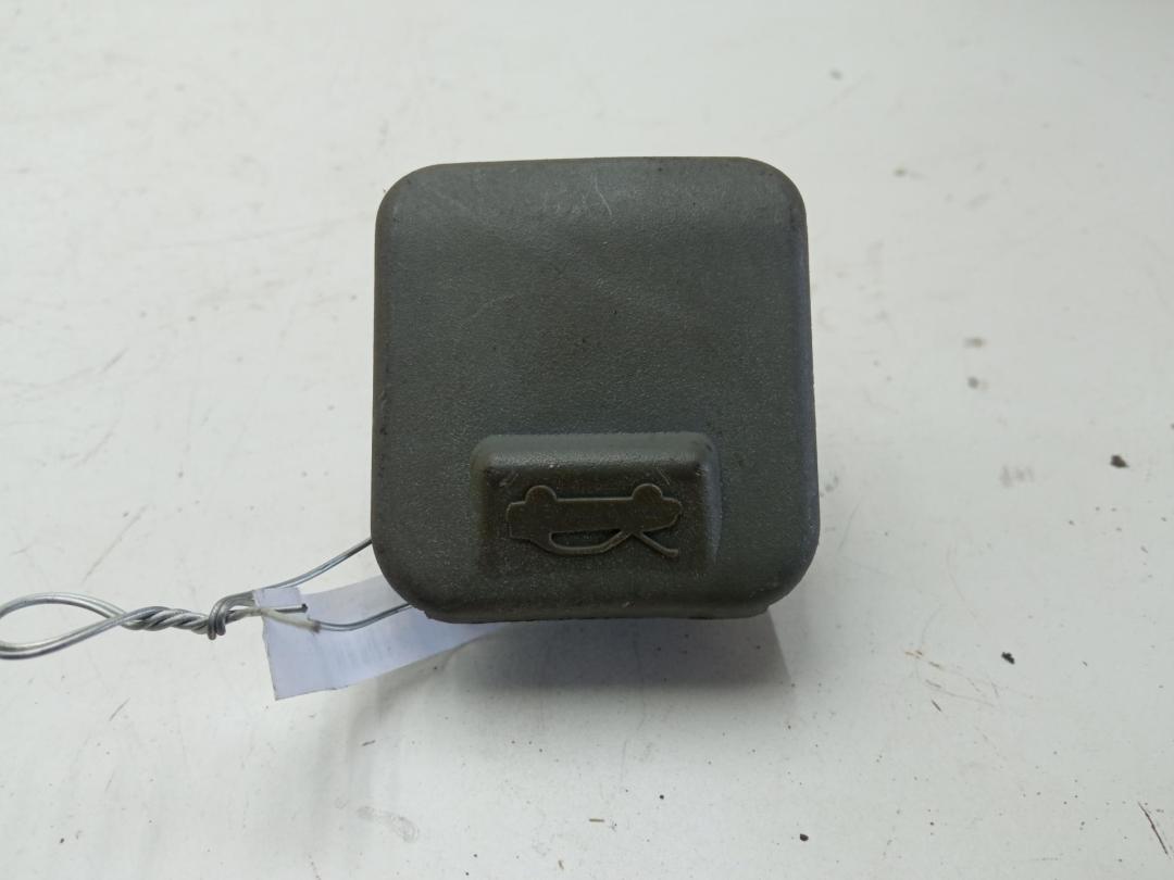 ручка открывания капота Chevrolet Nubira 1 поколение 2004, 1.8 л., бензин, МКПП, серый, универсал - фото №1