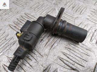 датчик коленвала Suzuki Wagon R 3 поколение 2005, 1.3 л., дизель, МКПП, зелёный, хетчбэк 5 дв., 73502752