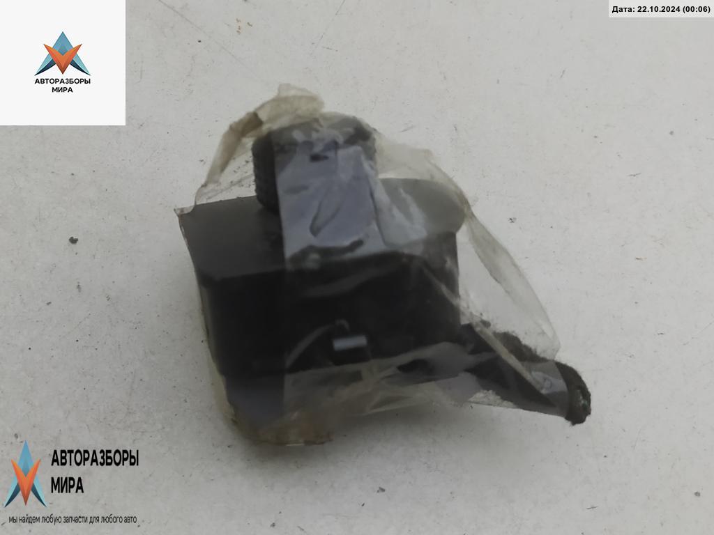 джойстик регулировки зеркал Volkswagen Passat B5 1998, 1.6 л., бензин, МКПП, серый, седан - фото №1